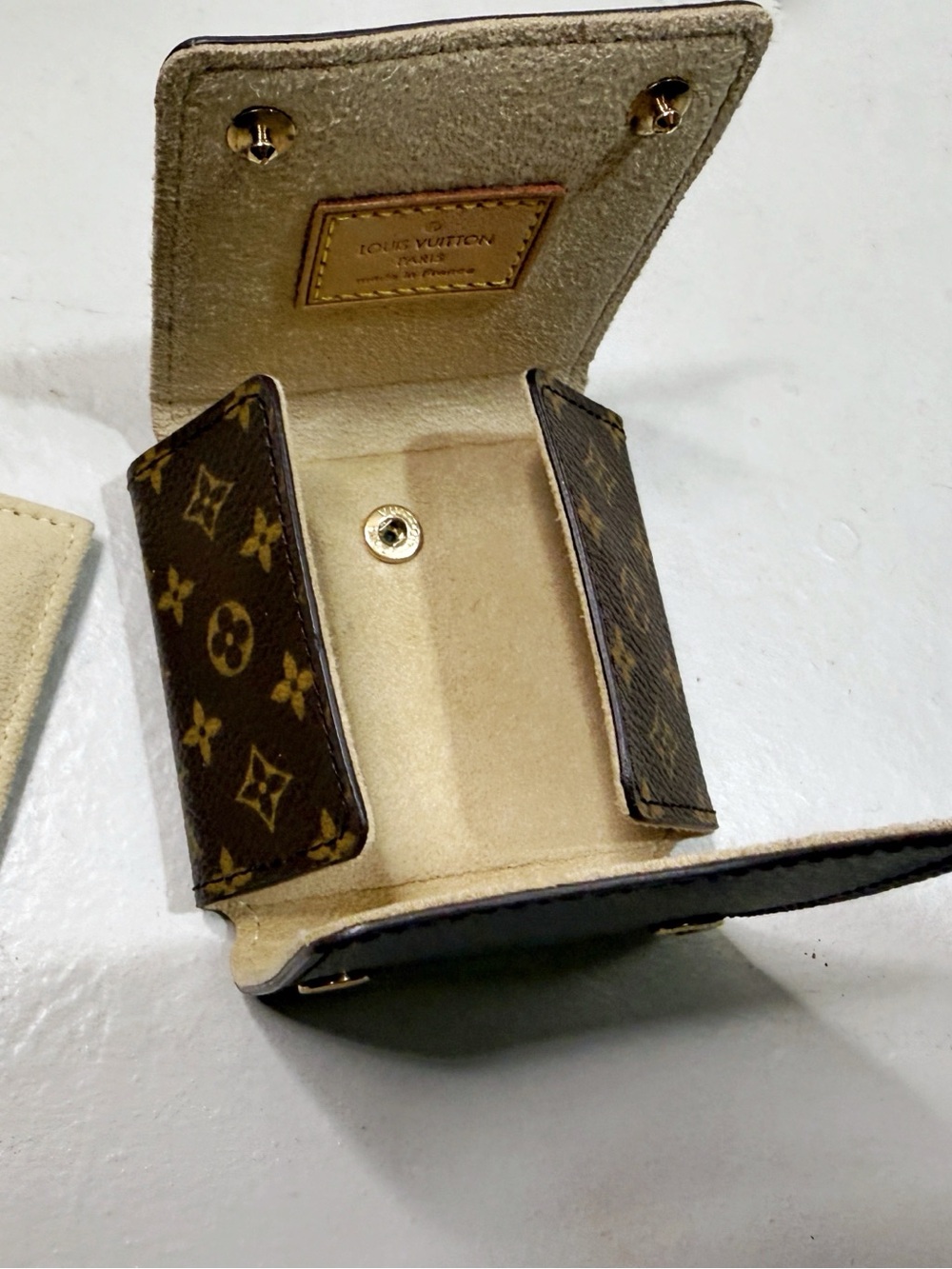 New Authentic Louis Vuitton Monogram Folding Jewelry Case Box for Traveling - Picture 2 of 12
